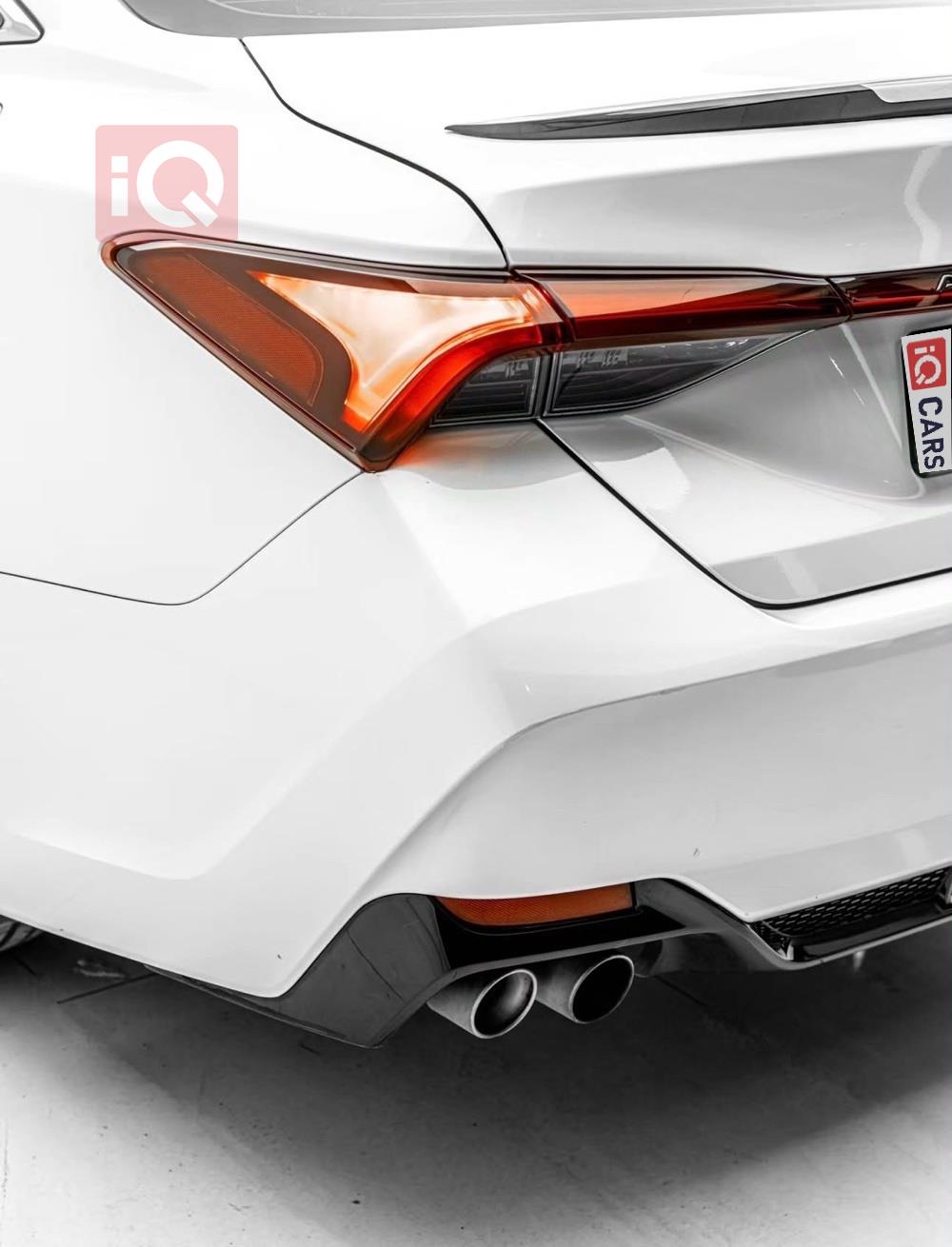 تويوتا أفالون